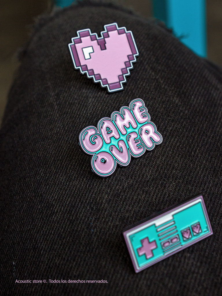 Pin corazon pixelado