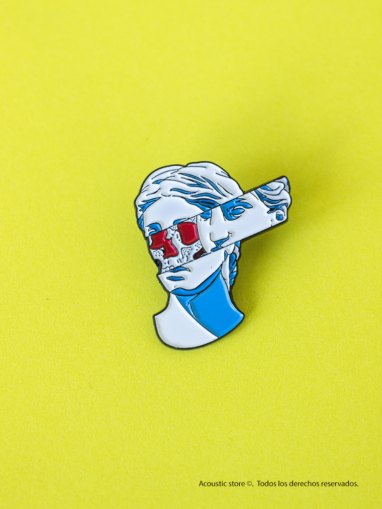 Pins skulltura