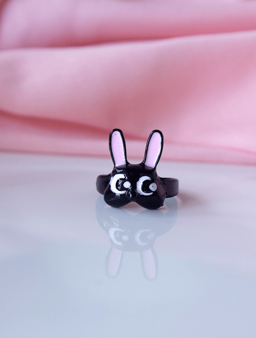 Anillo conejito negro