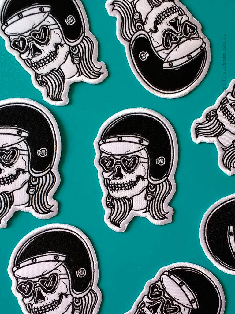 Parches mujer calavera